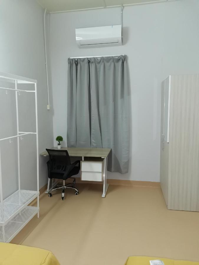 G Fortune Guest House Victoria Green Джордж Таун Екстериор снимка