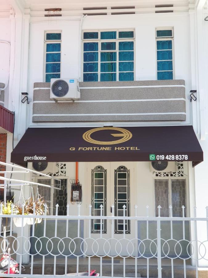 G Fortune Guest House Victoria Green Джордж Таун Екстериор снимка